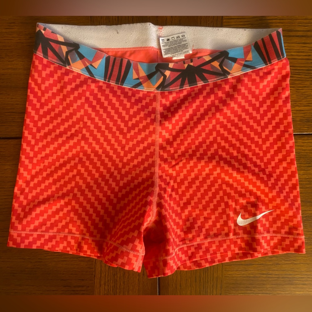 Women’s Nike size L Spandex